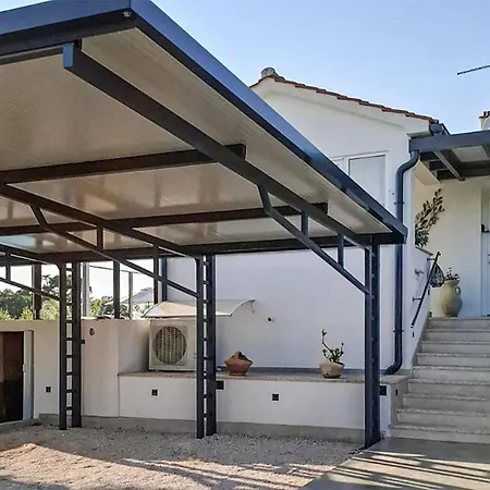 Fortuna Visnjan Holiday home *