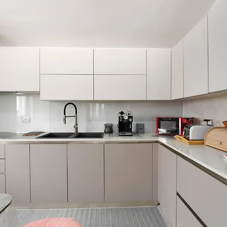 Fortuna Visnjan Holiday home *
